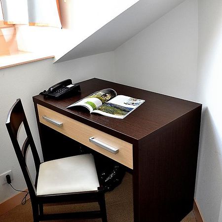 Hotel Les Benedictins Лімож Екстер'єр фото